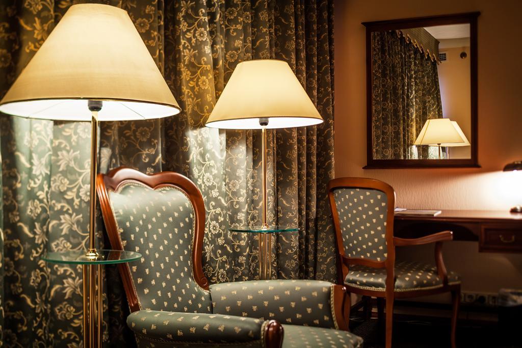מלון נחאבינו Le Meridien Moscow Country Club מראה חיצוני תמונה